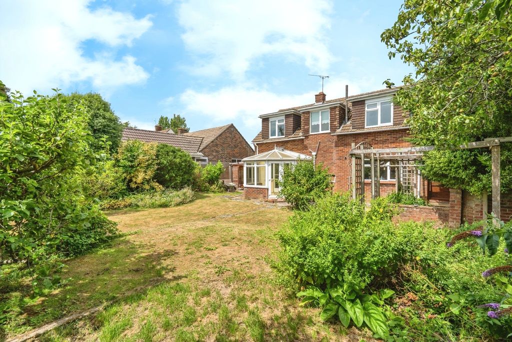 Property photo 2 of 15 Picture No. 24