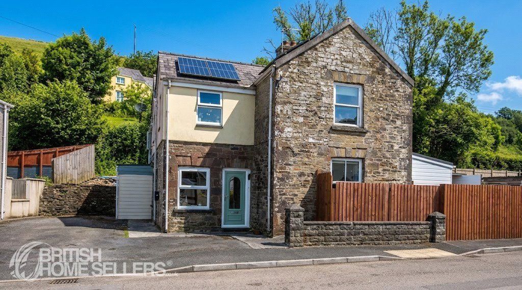 Property photo 1 of 24 Picture No. 22