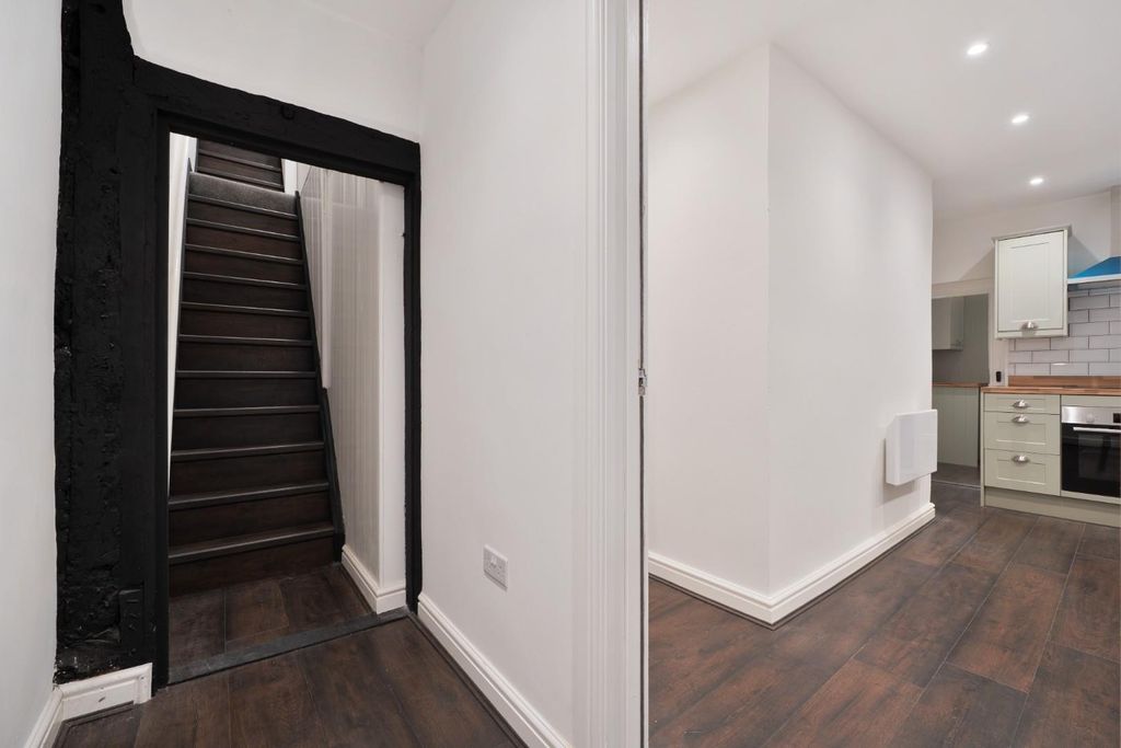 Property photo 2 of 13 Entrance Hallway