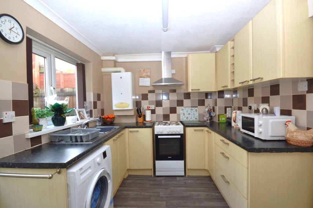 Property photo 2 of 10 Picture No. 02