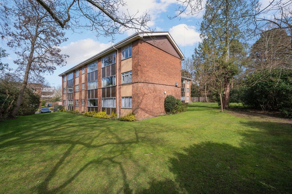 Property photo 1 of 10