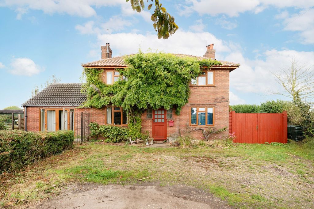 Property photo 1 of 21