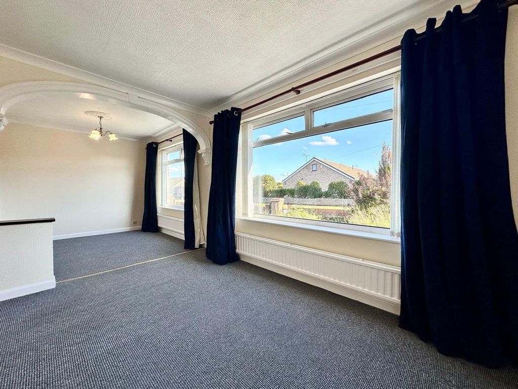 Property photo 3 of 12 3