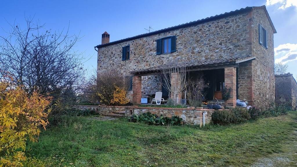 Property photo 1 of 30