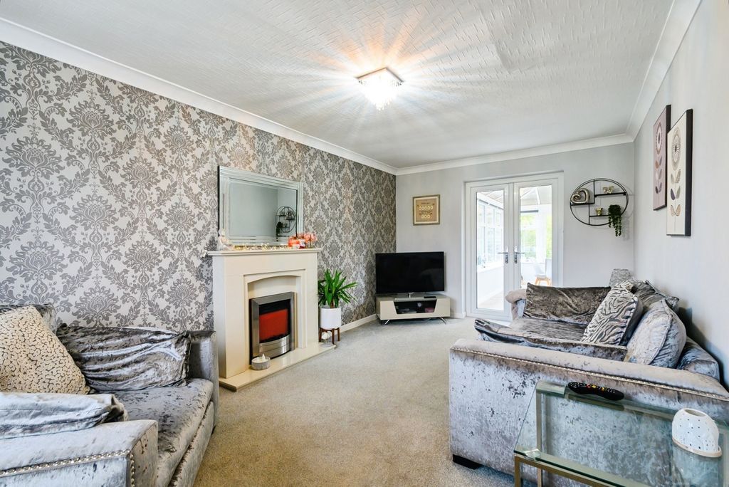 Property photo 2 of 13 Living Room