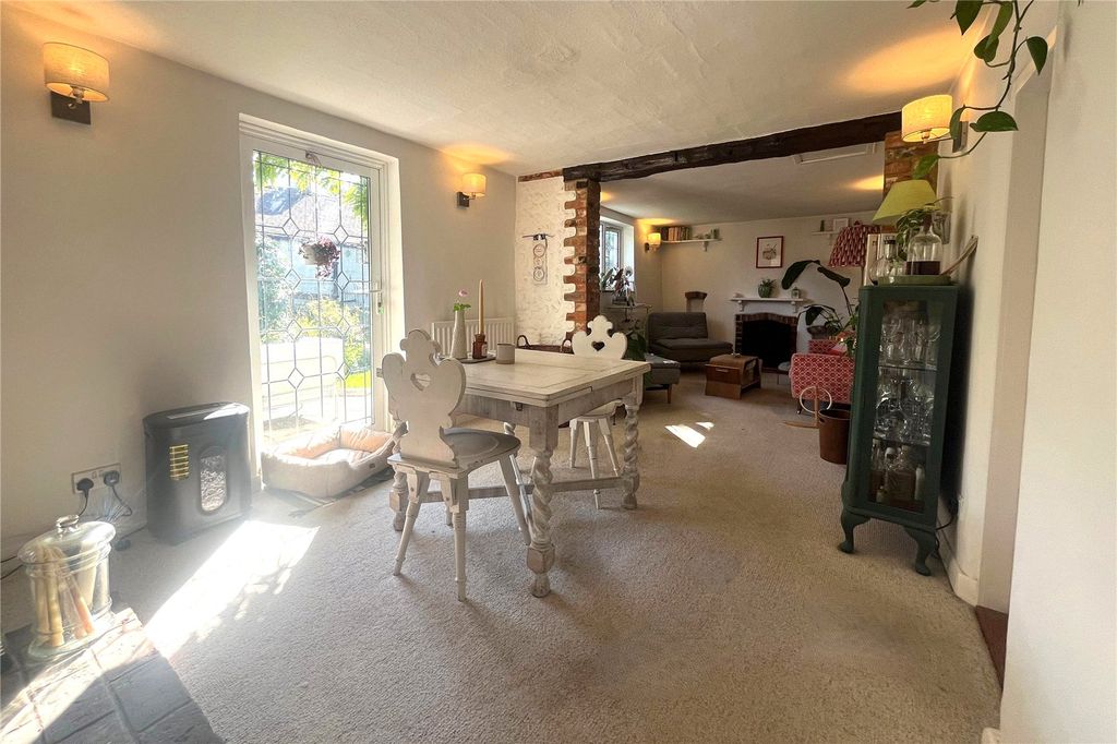 Property photo 2 of 17 Picture No. 09