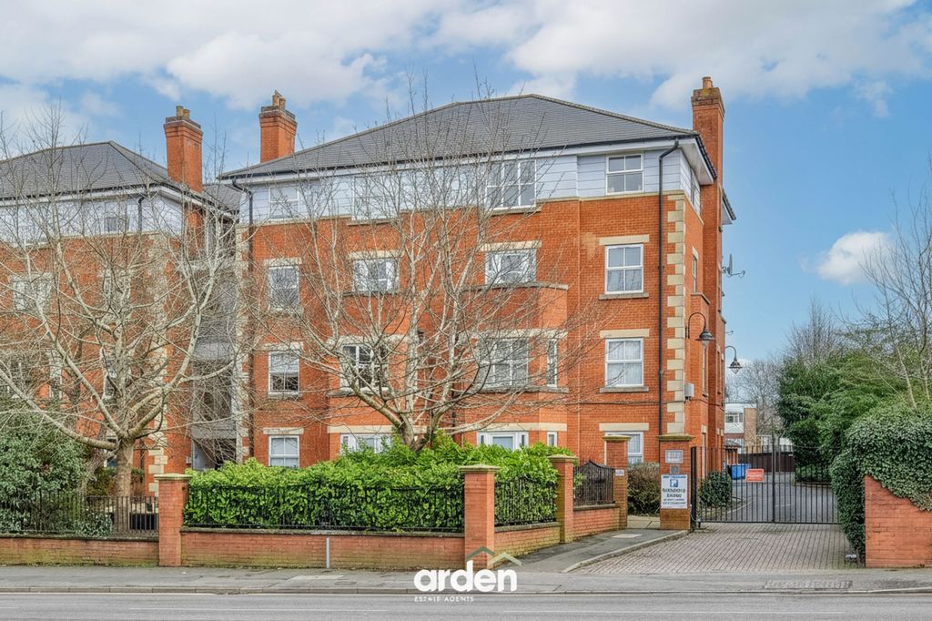 Property photo 1 of 16