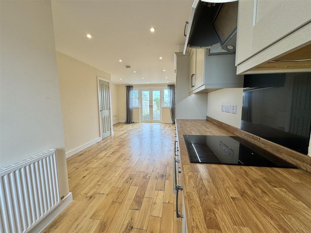 Property photo 3 of 15 Img_2001.Jpeg