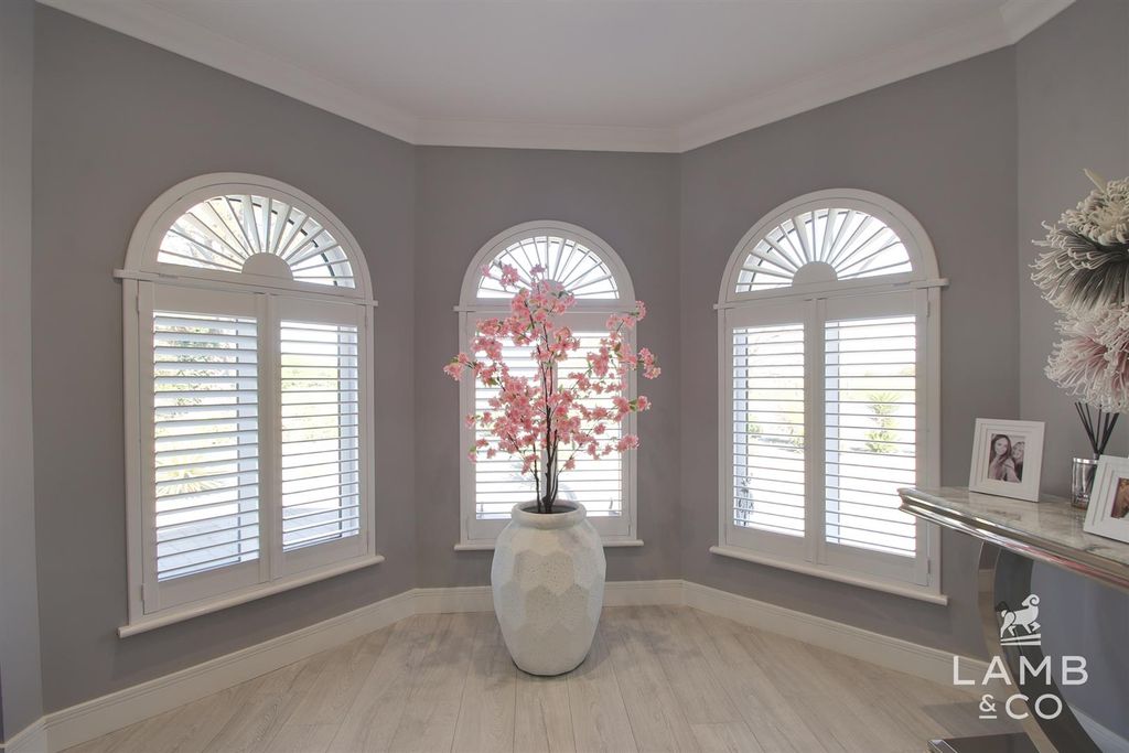 Property photo 2 of 25 Img_5506-Img_5510.Jpeg