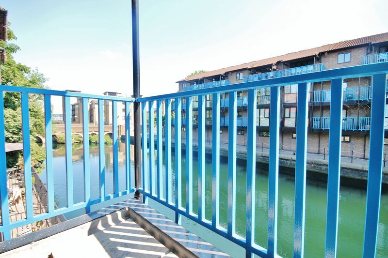 Property photo 1 of 6 Photo 6