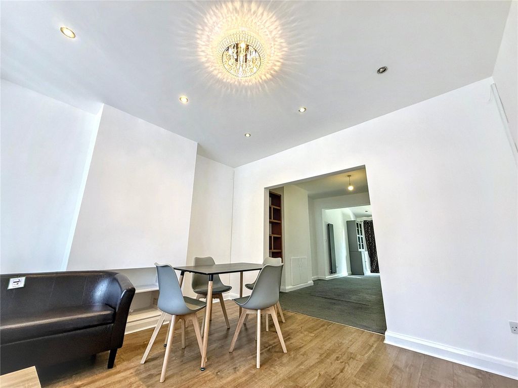 Property photo 2 of 17 Picture No. 02
