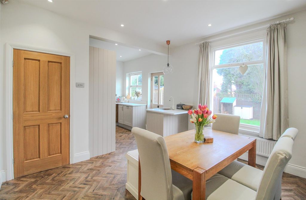 Property photo 2 of 30 Img_7861.Jpg