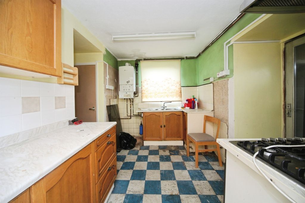 Property photo 3 of 9