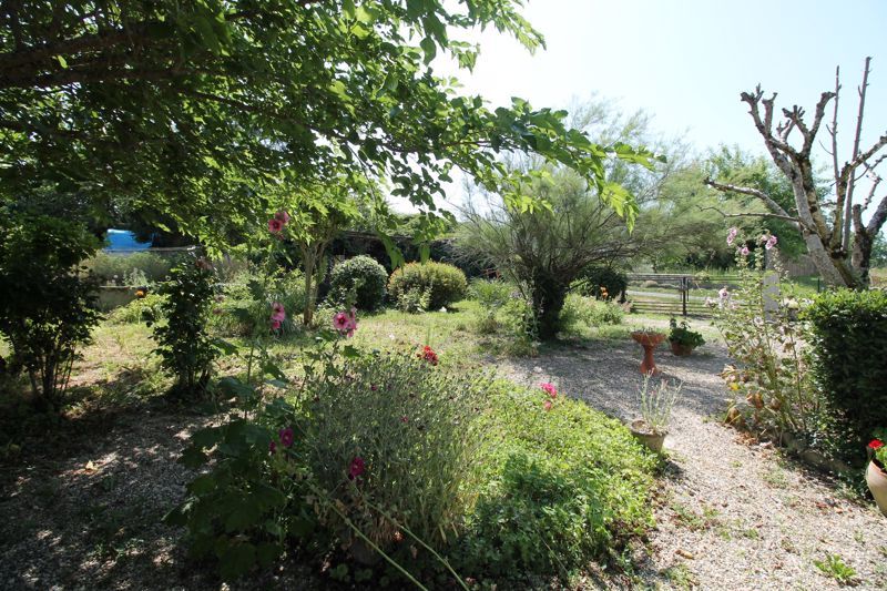 Property photo 3 of 24 Photo 3