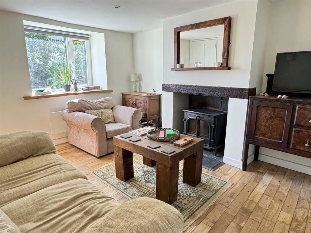 Property photo 2 of 30