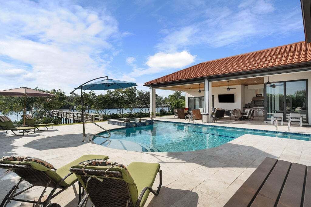 Property photo 1 of 5 <Alttext/>