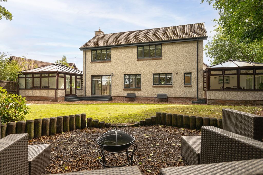 Property photo 2 of 45 Rear View