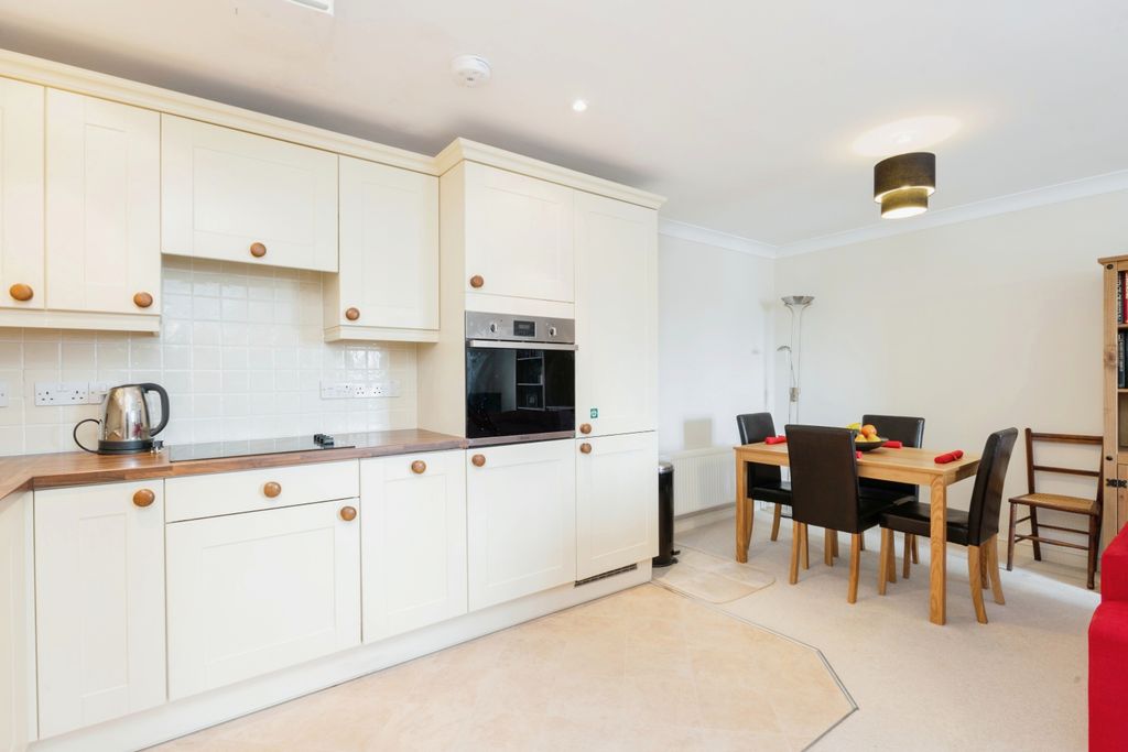 Property photo 2 of 15 Photography