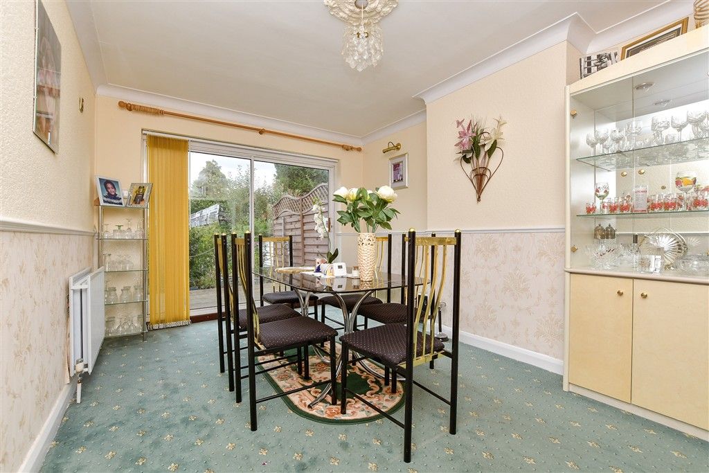 Property photo 1 of 11 Dining Area