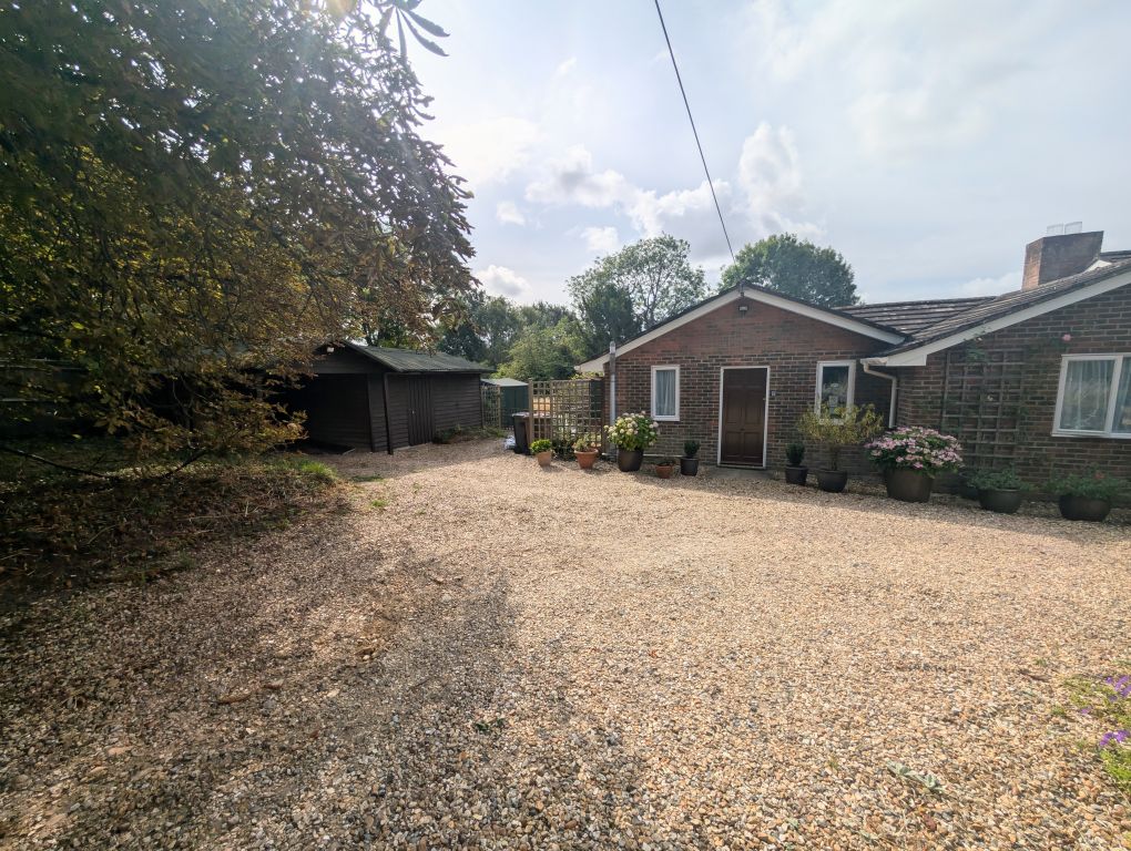 Property photo 1 of 8 Front