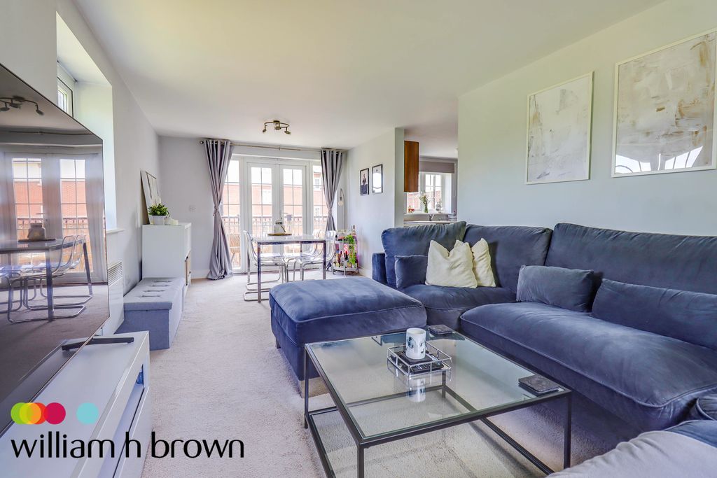 Property photo 2 of 9 Living Room