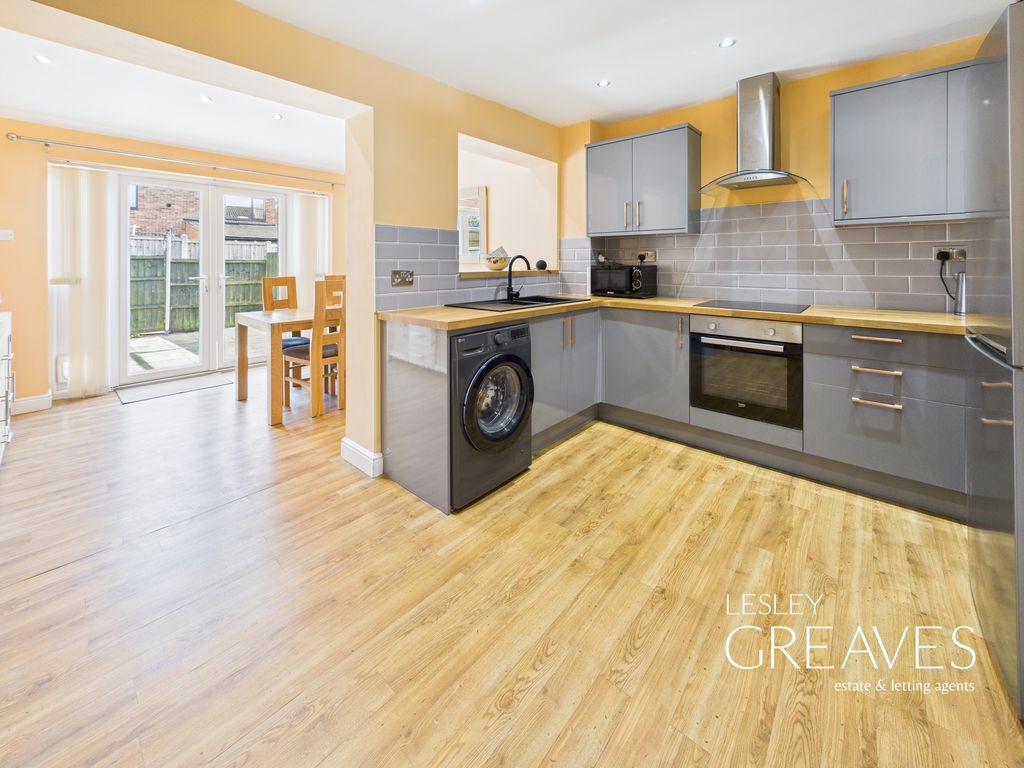Property photo 3 of 15 Kitchen/Diner