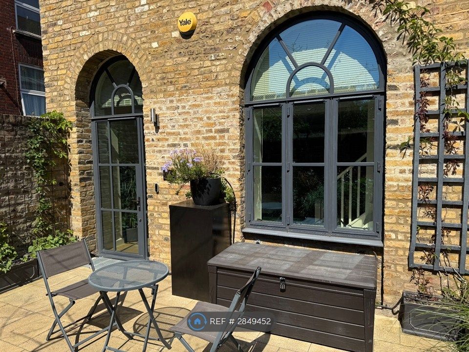 Property photo 1 of 19