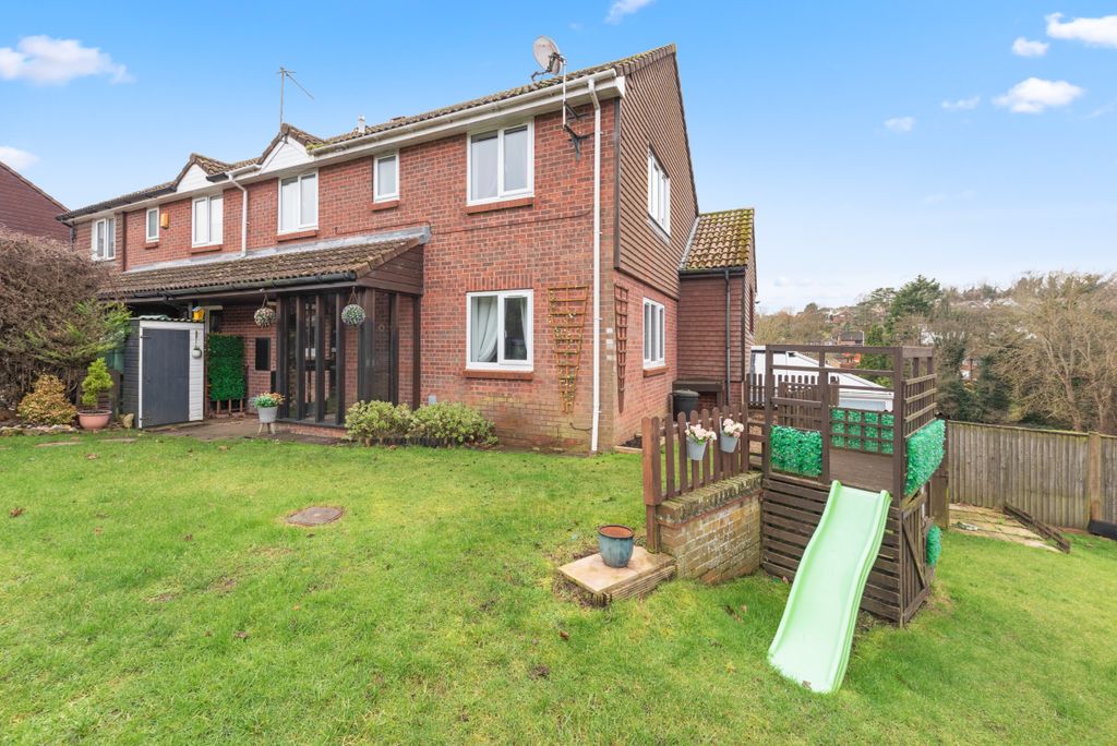 Property photo 2 of 13