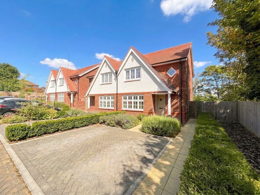 Property photo 1 of 22 5479750