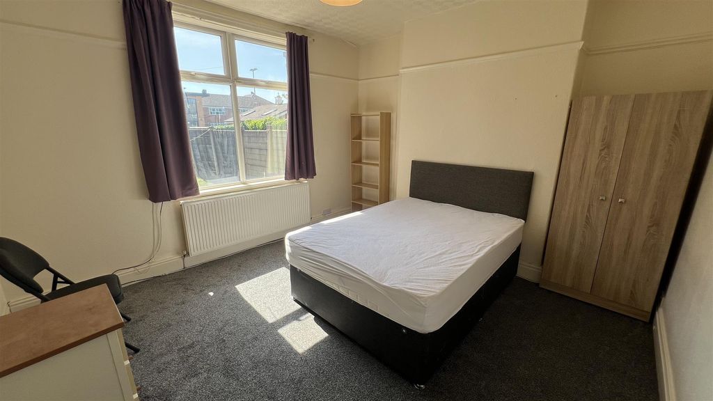 Property photo 3 of 17 20250430_131830659_Ios_Result.Jpg