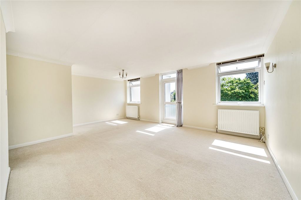 Property photo 3 of 20 Picture No. 29