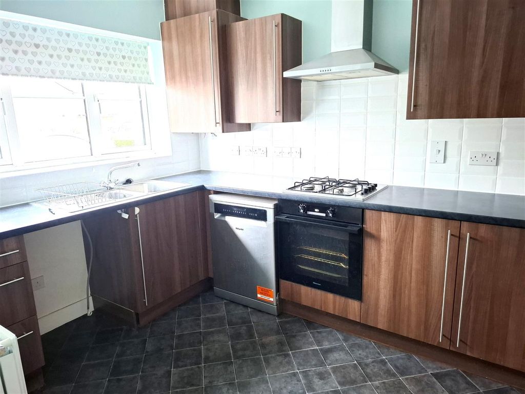 Property photo 3 of 13 20 Lapwing 9.Jpg