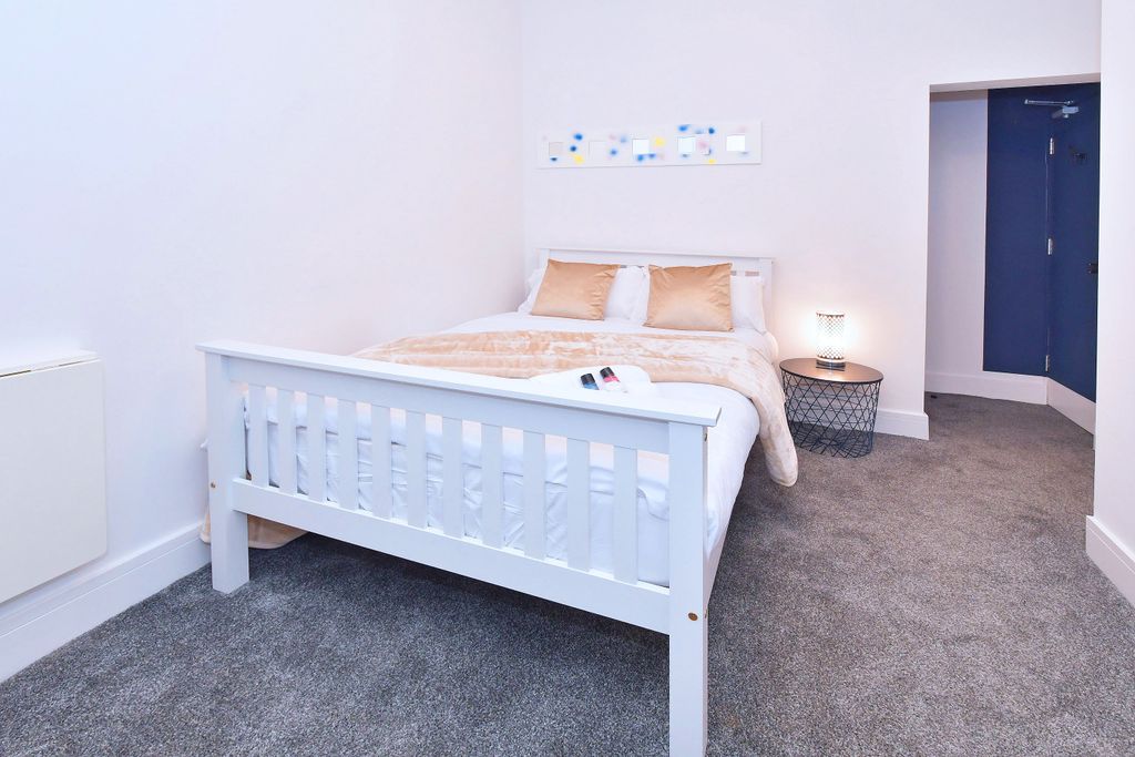 Property photo 2 of 25 Room 4 - Superior Double With TV