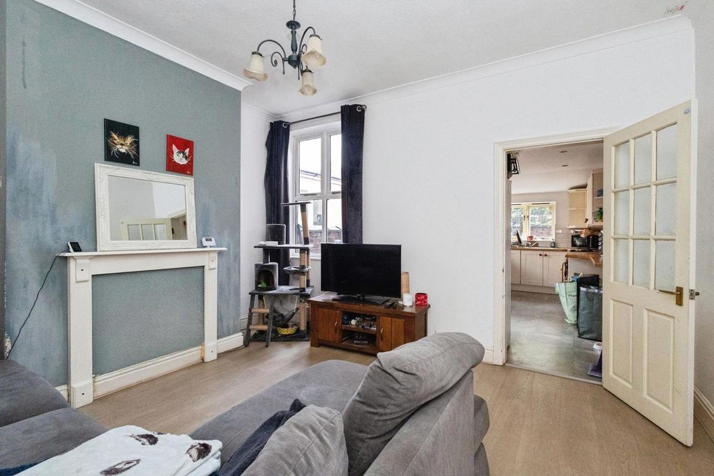 Property photo 3 of 14 Pbox-Img.Jpg