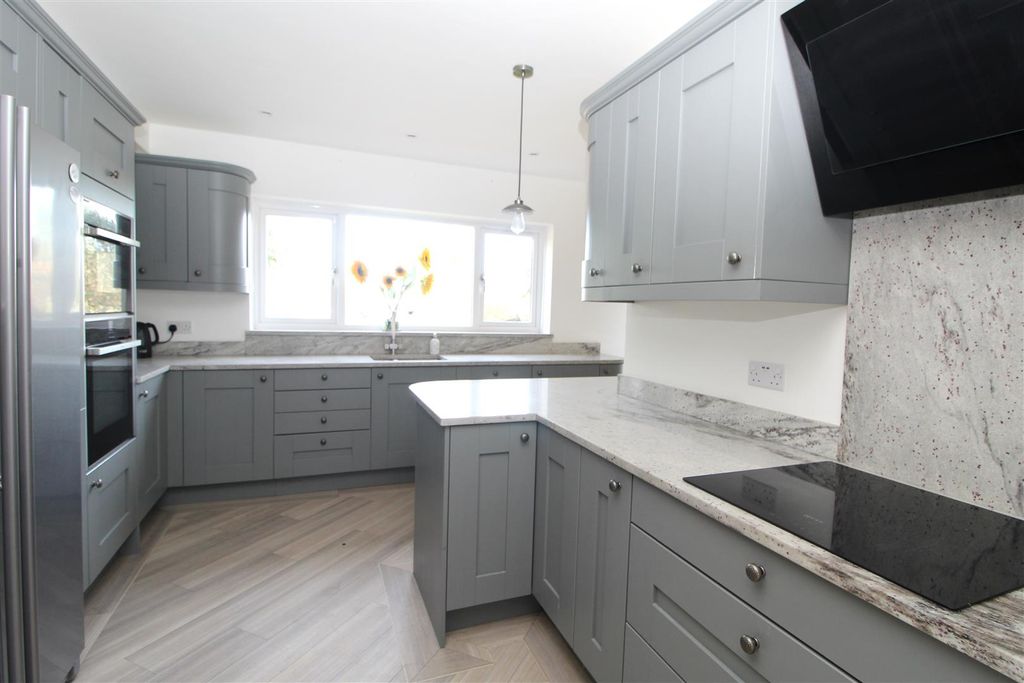 Property photo 2 of 13 1.Jpg