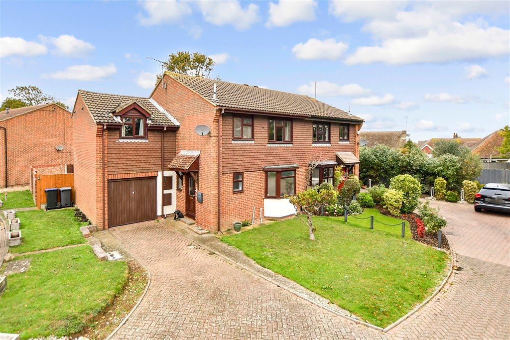 Property photo 2 of 17 External (Web)