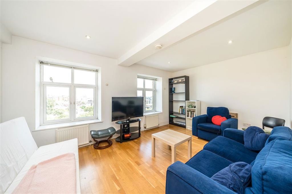 Property photo 2 of 7