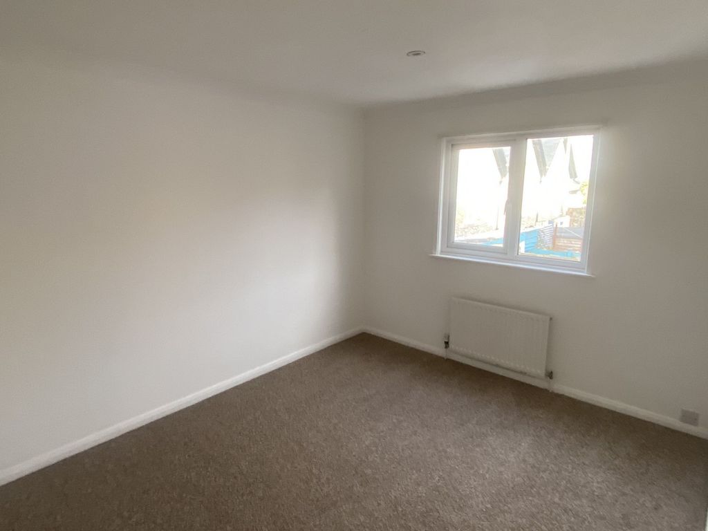 Additional image 7 of 3 bed flat for salePark Road, Dawlish EX7