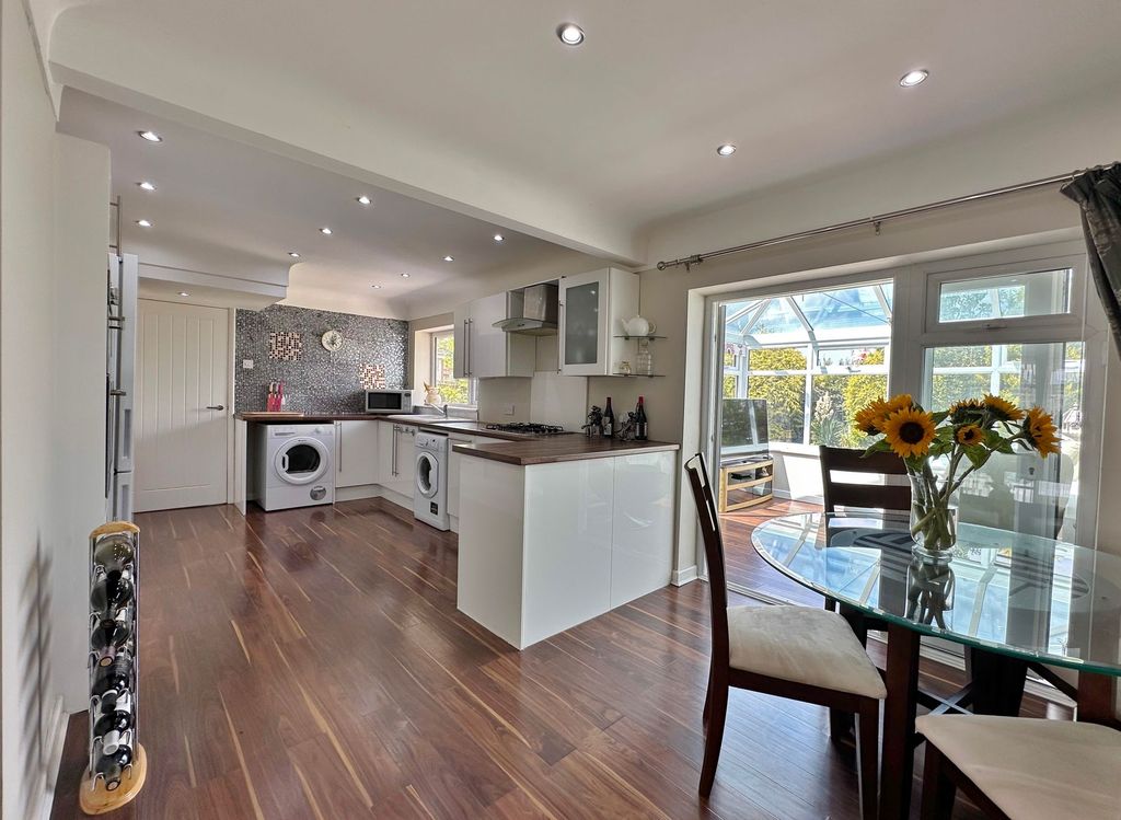 Property photo 3 of 22 Photo 10