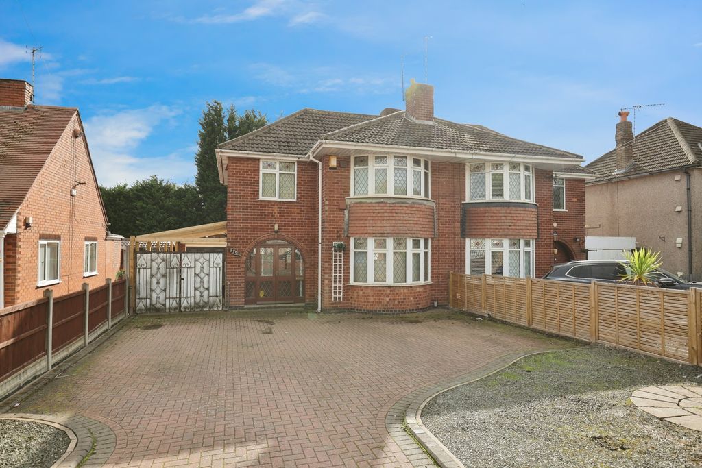 Property photo 1 of 17 Photo