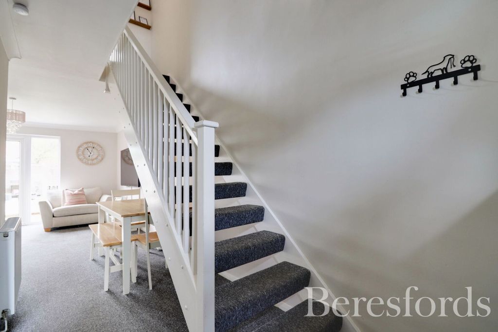 Property photo 3 of 14 Picture 3