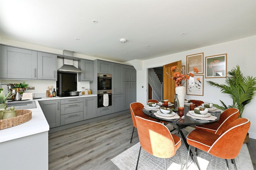 Property photo 2 of 26