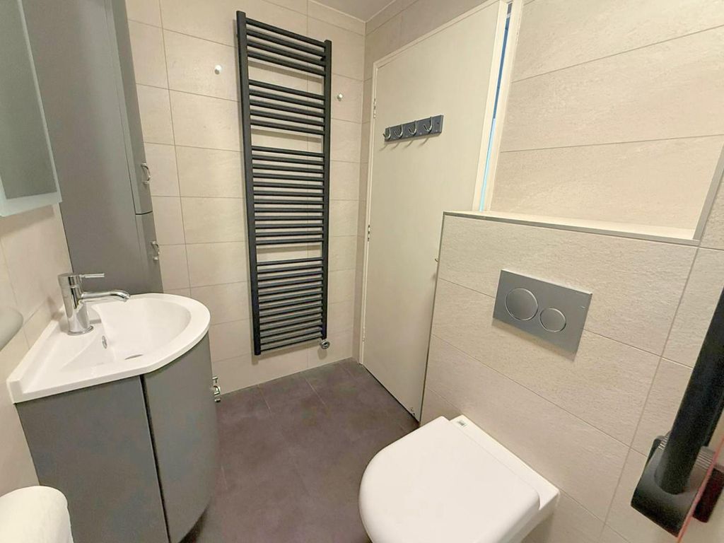 Property photo 3 of 10 -03-16 At 13.03.58.Jpeg