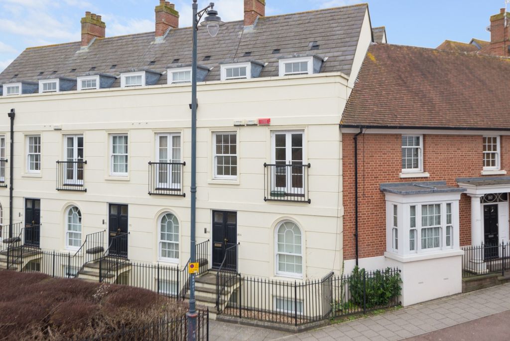 Property photo 1 of 10 4228630