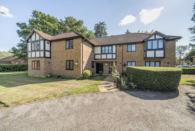 Property photo 1 of 11