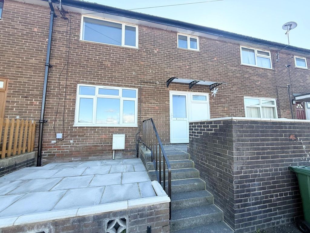 Property photo 2 of 17 Picture No. 15
