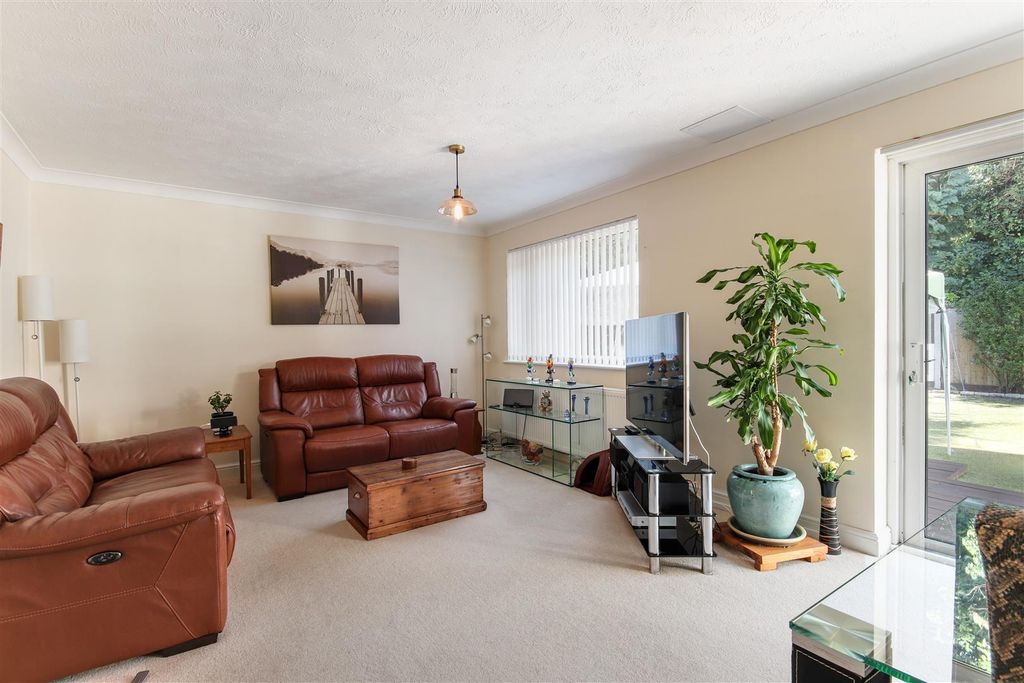 Property photo 2 of 23 60786_012.Jpg