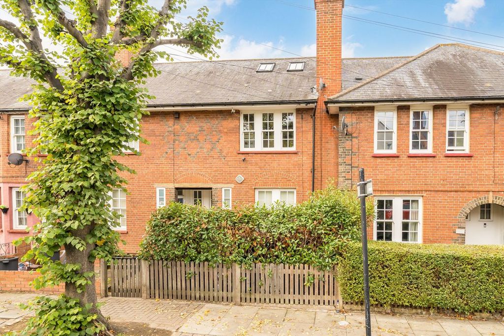 Property photo 1 of 10