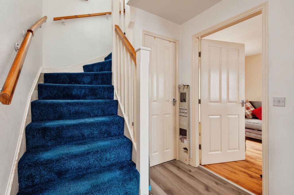 Property photo 2 of 16 Pbox-Img.Jpg