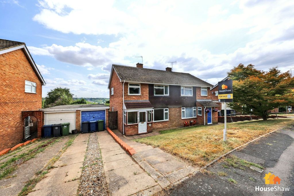 Property photo 1 of 20